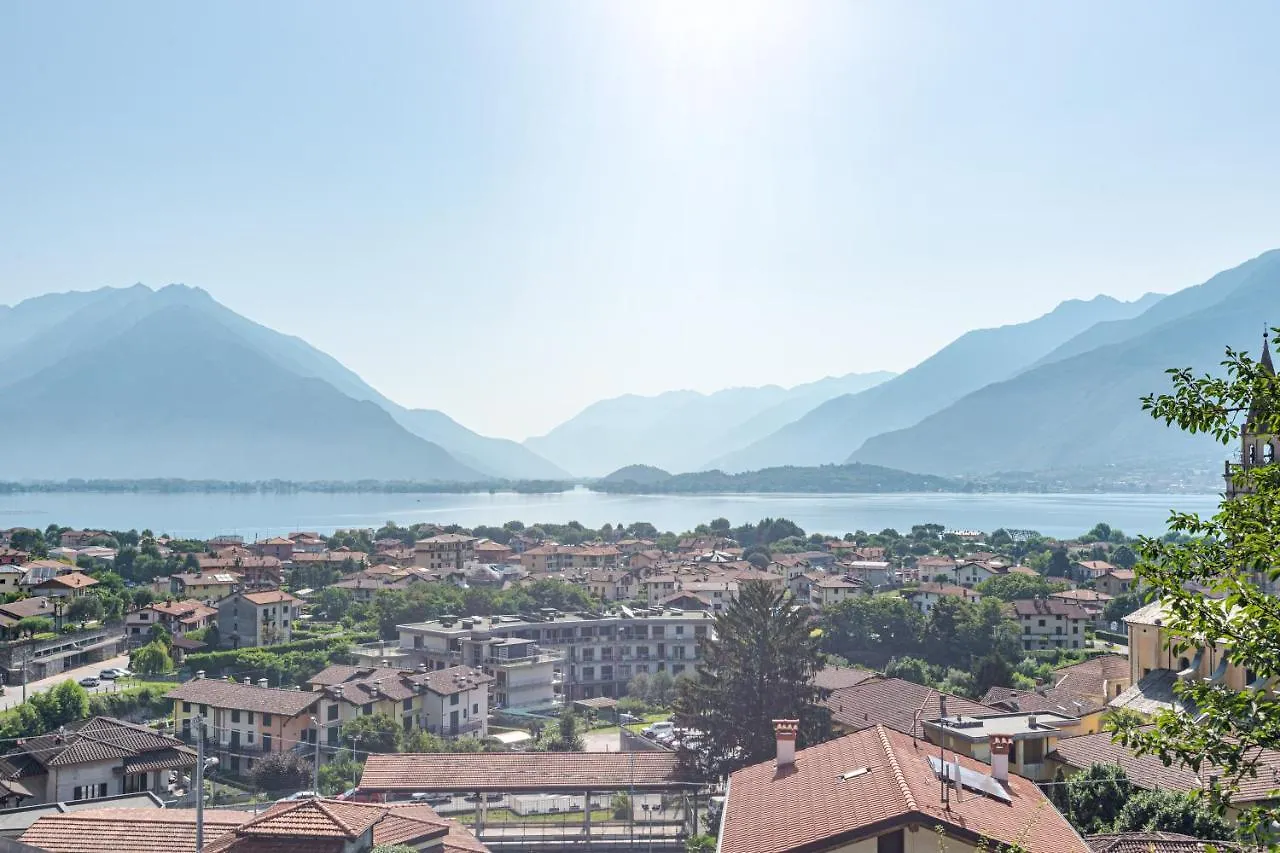 Roomy Apartament In Domaso With Small Balcony!